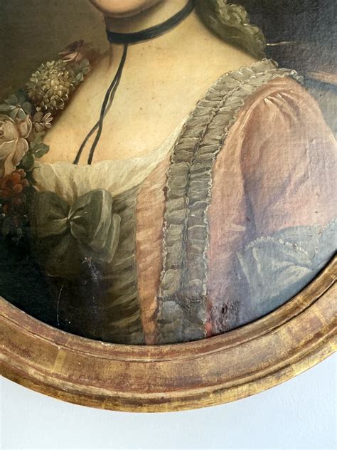 Portrait en médaillon d'une dame de qualité - XVIIIe ...