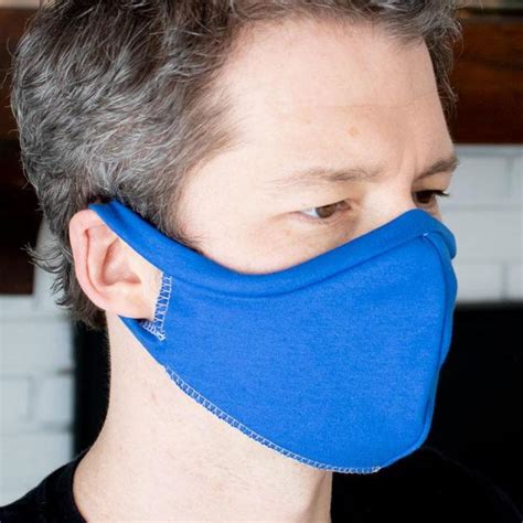 There are so many diy cloth mask patterns that are available for free on the internet now, it's hard both mask designs offer a range of sizes. Elastic Free T-shirt Face Mask | Sewing Pattern Download ...