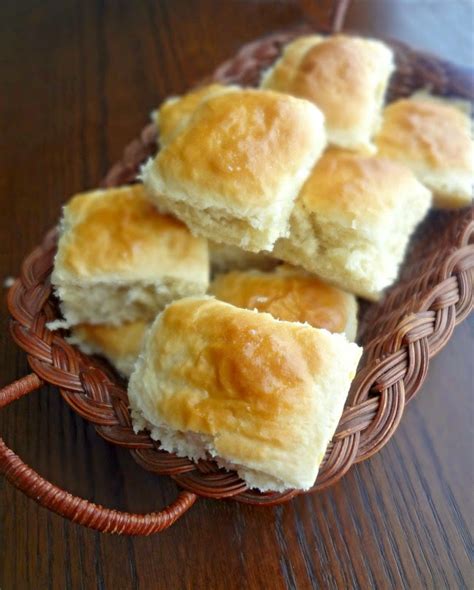 The Cooking Actress One Hour Dinner Rolls