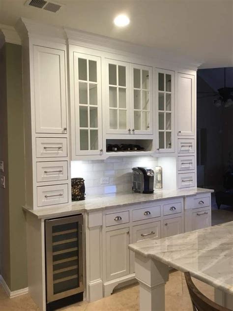 Custom kitchen cabinets give you greater storage and design flexibility ensuring optimal use of your space. Pin by Diamantina Uribe on Upgrade Kitchens in Houston,TX ...