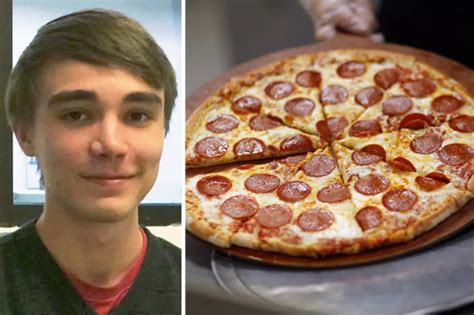 Pizza Delivery Guy Used Cpr To Save A Mans Life