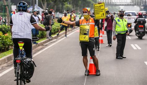 Perilaku berlalu lintas yang mendukung keselamatan di jalan raya. Pesepeda Juga Butuh Keselamatan di Jalan Raya - MainSepeda.com