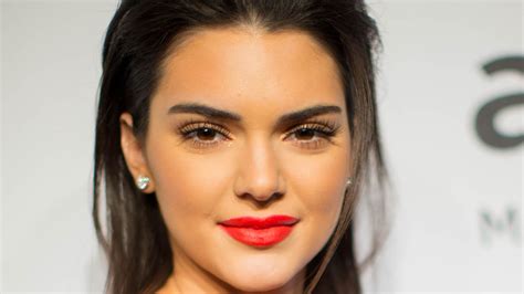 The Nude Lipstick Kendall Jenner S Makeup Artist Swears By My Xxx Hot Girl