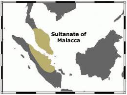 Melaka telah dikenali sebagai sebuah kerajaan yang mempunyai sistem pentadbiran yang paling tersusun. Kejatuhan Melaka