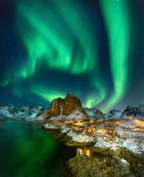 Northern Lights In Lofoten Norway 9gag
