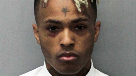 Rapper Xxxtentacion 20 Has Died After Being Shot In Florida Police