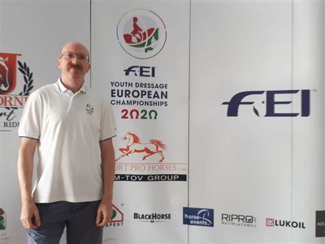 La hongrie (en hongrois : Ambassade de France en Hongrie - Francia Nagykövetség - Home | Facebook