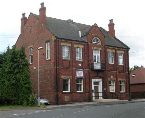 Oulton Institute Oulton Yorkshire Built On Land Left To The People