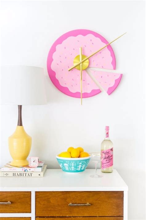 The collection provides you the latest teen room decor hacks with a whole bag of tricks as all the diy room decor ideas for teens in the group from the most genius peoples around the globe. 75 Best DIY Room Decor Ideas for Teens