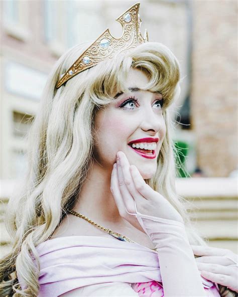 Princess Aurora At Walt Disney World Face Character Sleeping Beauty
