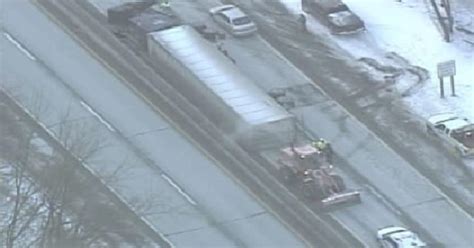 Tractor Trailer Crash Closes Part Of Eastbound Turnpike Cbs Pittsburgh