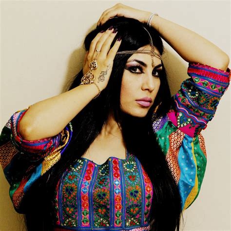 Aryana Sayeed Afghan Singer Girl Last Afghan Dress Really Pretty Makeup