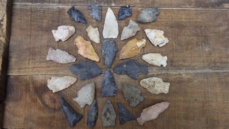 Collection Of 26 Native American Arrowheads Reserved Ket Artifacts