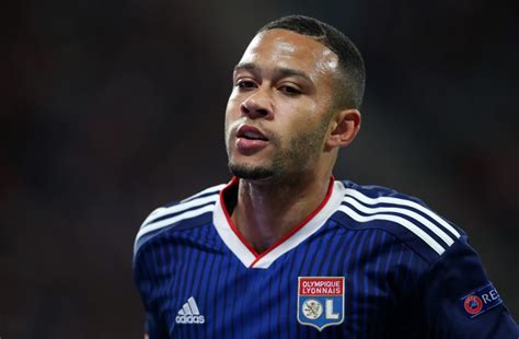 Memphis depay (born 13 february 1994) is a dutch footballer who plays as a centre forward for french club olympique lyonnais. Lyon to offer Memphis Depay a contract extension | Get French Football News