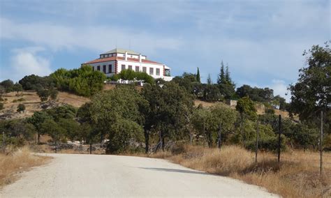 Finca el pendolero cuenta con tres terrazas ajardinadas ideales para la celebración de una boda al aire libre. Por valles y montañas: Excursión X057: Torrelodones-El ...