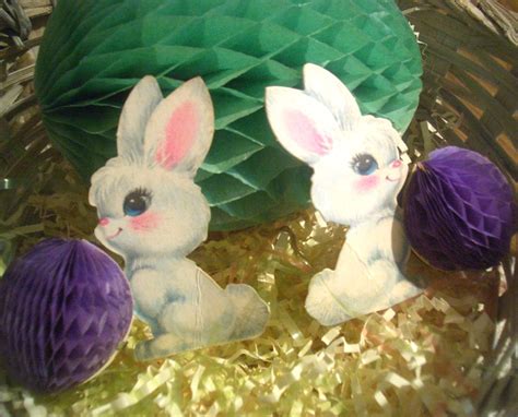 Vintage Easter Honeycomb Decorations Set Of 3