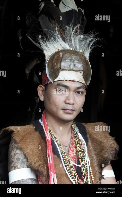 Iban Man In Traditional Dress Gawai Festival Kuching 51 Off