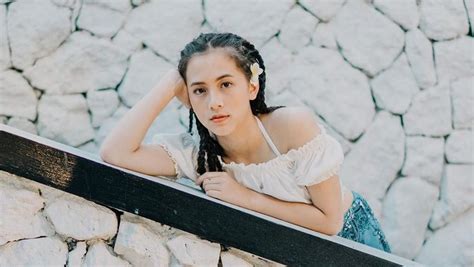 Indonesian actress and singer (en); Zara Adhisty Eks JKT48 Blak-blakan Ngaku Sudah Pacaran ...