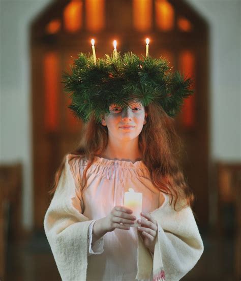 How To Celebrate Santa Lucia Day The Traditional Swedish Way Santa
