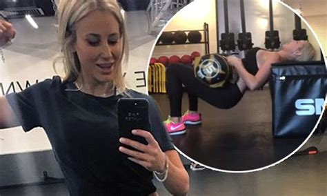 Roxy Jacenko Flaunts Sideboob At The Gym In Instagram Clip