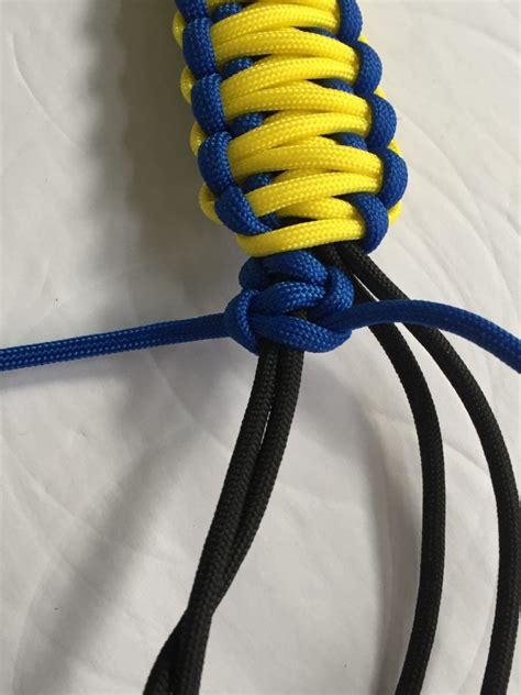 In this tutorial i demonstrate how to join paracord. Reversible Paracord Yeti or RTIC Handle - Cobra Weave ...