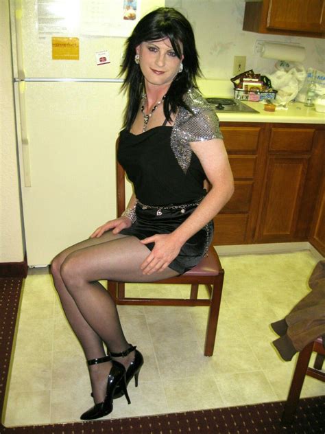 Pin En Perfect Crossdresser Drag Queens Sissies Femboys And Traps