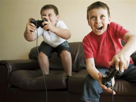 Dear Parents Playing Graphic Video Games Wont Make Your Kids Violent