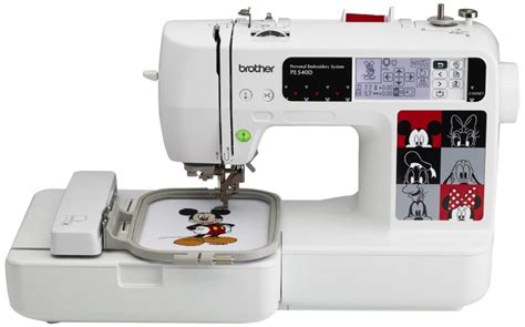 4 Best Embroidery Sewing Machine Options for 2018