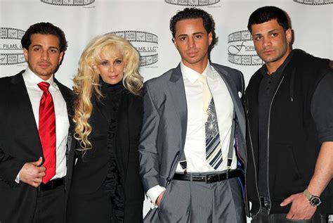 growing up gotti star marries gets 2 5 million from guests report