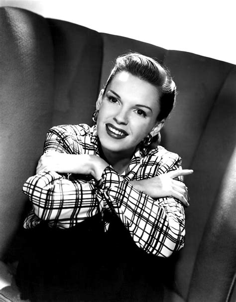 Judy Garland Portrait Photograph By Everett