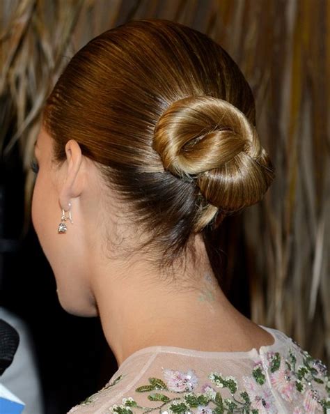 Jessica Alba Hairstyles Simple Smooth Updo Hairstyle Popular Haircuts