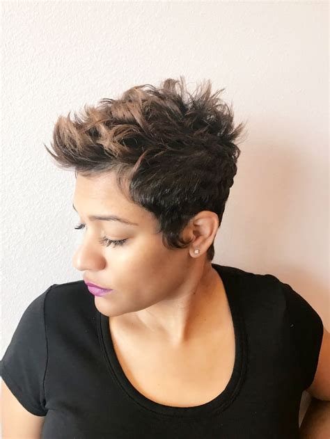 Pin By Kim Harris Frazier On Short Hair Styles Short Sassy Hair Cute Hairstyles For Short