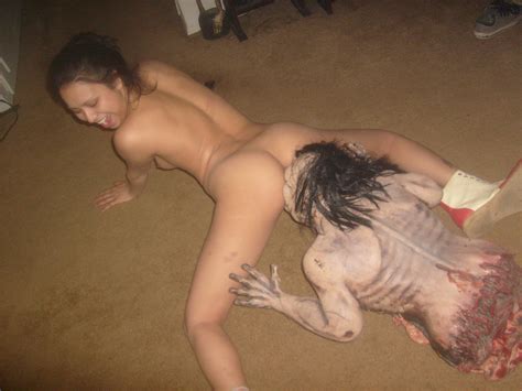 Zombies Eat A Nude Girls Pussy Xxx Image Best Comments