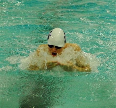 Staples Swimming Beats Darien Improves To 7 1