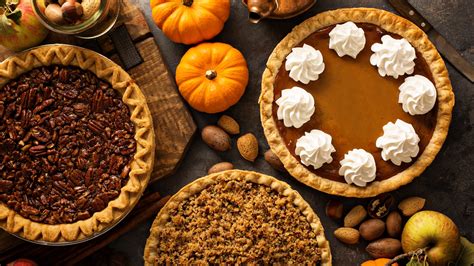 You get both cookie and pie flavor in this thanksgiving dessert, and life just doesn't get much better than that. 39% Of People Think This Thanksgiving Dessert Is Best