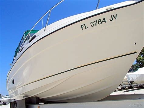 With a beam of just over 9′, it combines a sociable cockpit layout with a spacious 4. REGAL 258 COMMODORE 1998 for sale for $17,700 - Boats-from ...