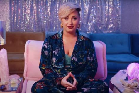 Check out the latest pics of demi lovato. Demi Lovato Begins 2021 By Leading A Guided Meditation In ...