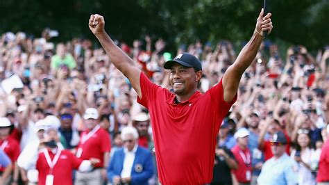 Tiger Woods Wins Tour Championship Earning First Victory In Five Years