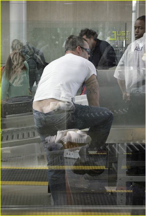 Ricky Martin Shakes His Bare Bon Bon Photo Ricky Martin