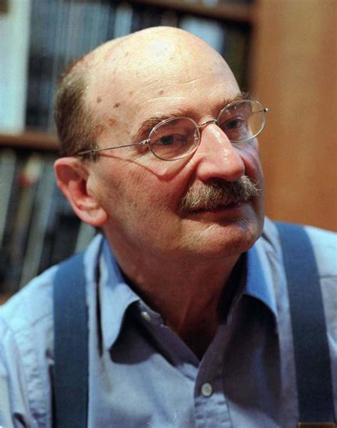 In 1963 he emigrated to italy and france, then further to mexico. 5 lat temu zmarł Sławomir Mrożek - dramaturg, prześmiewca ...