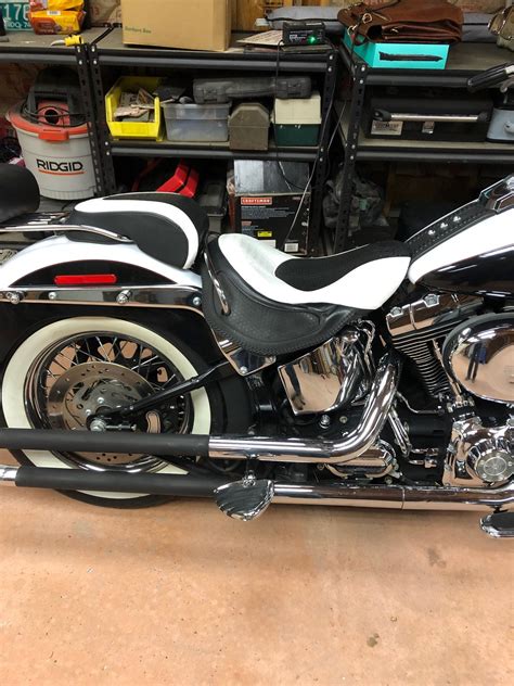 Softail Deluxe Seat 25000 Harley Davidson Forums