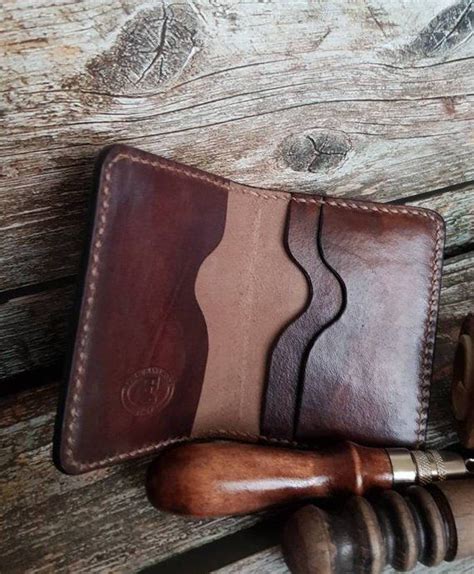 This Small Leather Wallet Will Suit Those People Who Like Minimalism