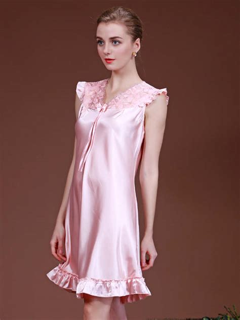 Elegant Ladies Satin Nightgown Pinkwonder Beauty Lingerie Dress