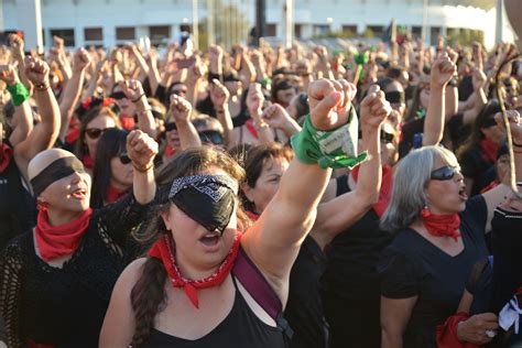 Movimientos Feministas Hacen Emerger Un Nuevo Nosotras Investigadora Ibero