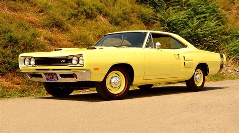 Muscle Car Collection 1969 Dodge Coronet Super Bee Hemi Review
