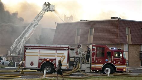 Ashley Lane Apartments Residents Tell Of Escaping Fire The Wichita Eagle