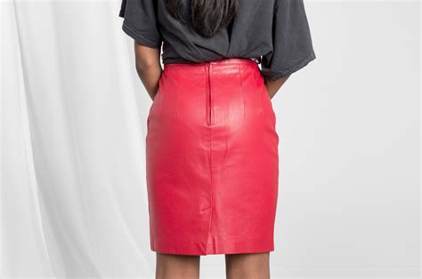 Red Leather Skirt High Waist Vintage 26 Inch Waist Size 3 Etsy