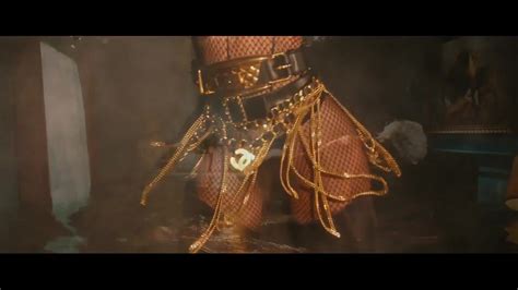 Butt Rihanna S Furios Gyrations Gif Video Nudecelebgifs Com