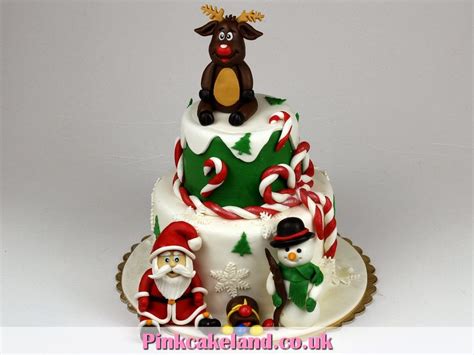 The most amazing christmas cake with name editing. Birthday Cakes London