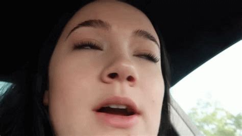 Muah Fiona Frills Gif Muah Fiona Frills Kisses Discover Share Gifs